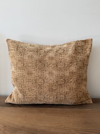 Almohadón relieve arena