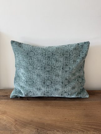 Almohadón relieve azul