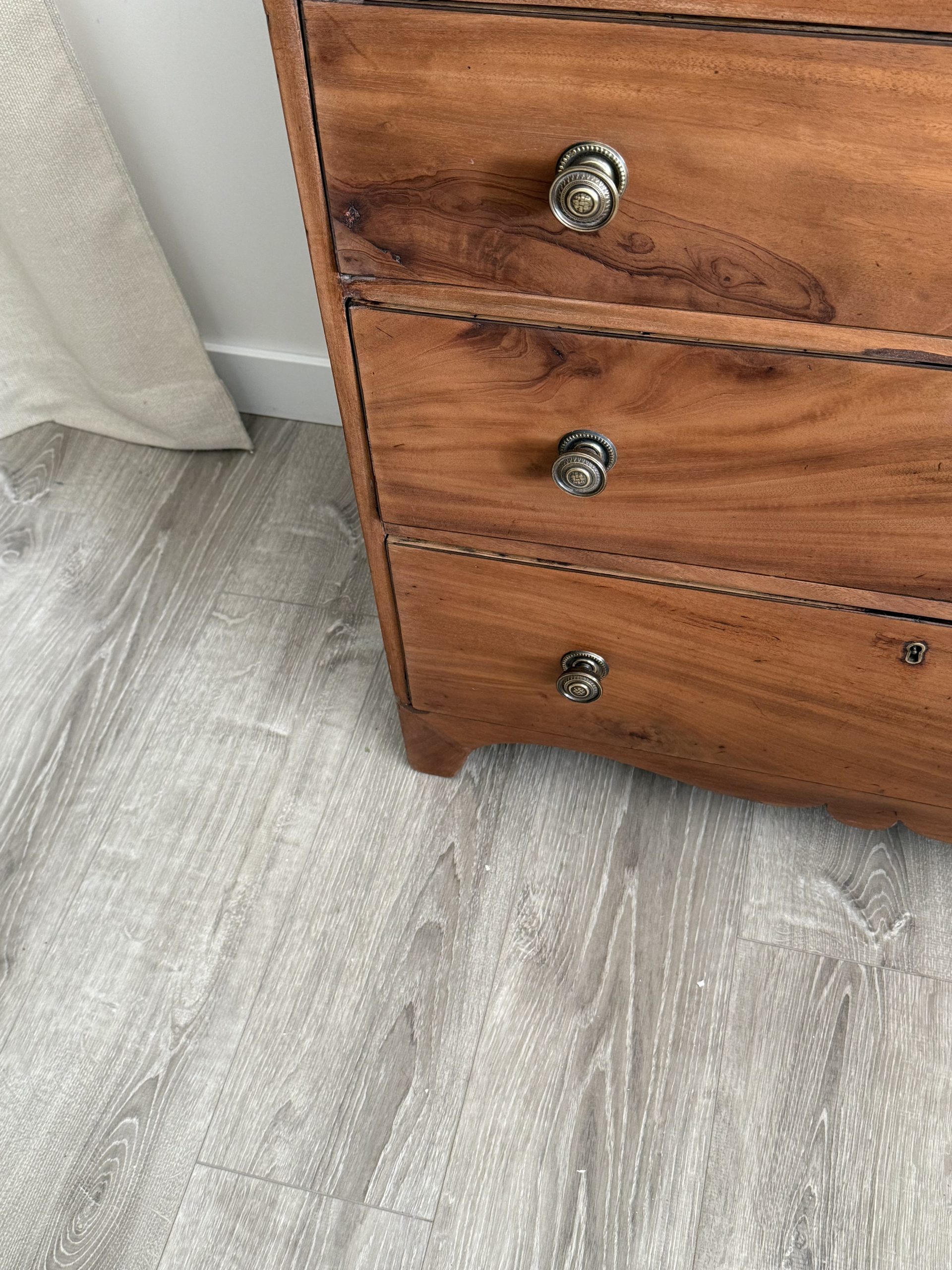 Cómoda de Caoba - Imagen 4