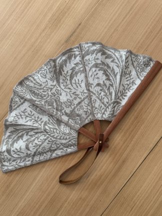 Abanico Estampado Topo